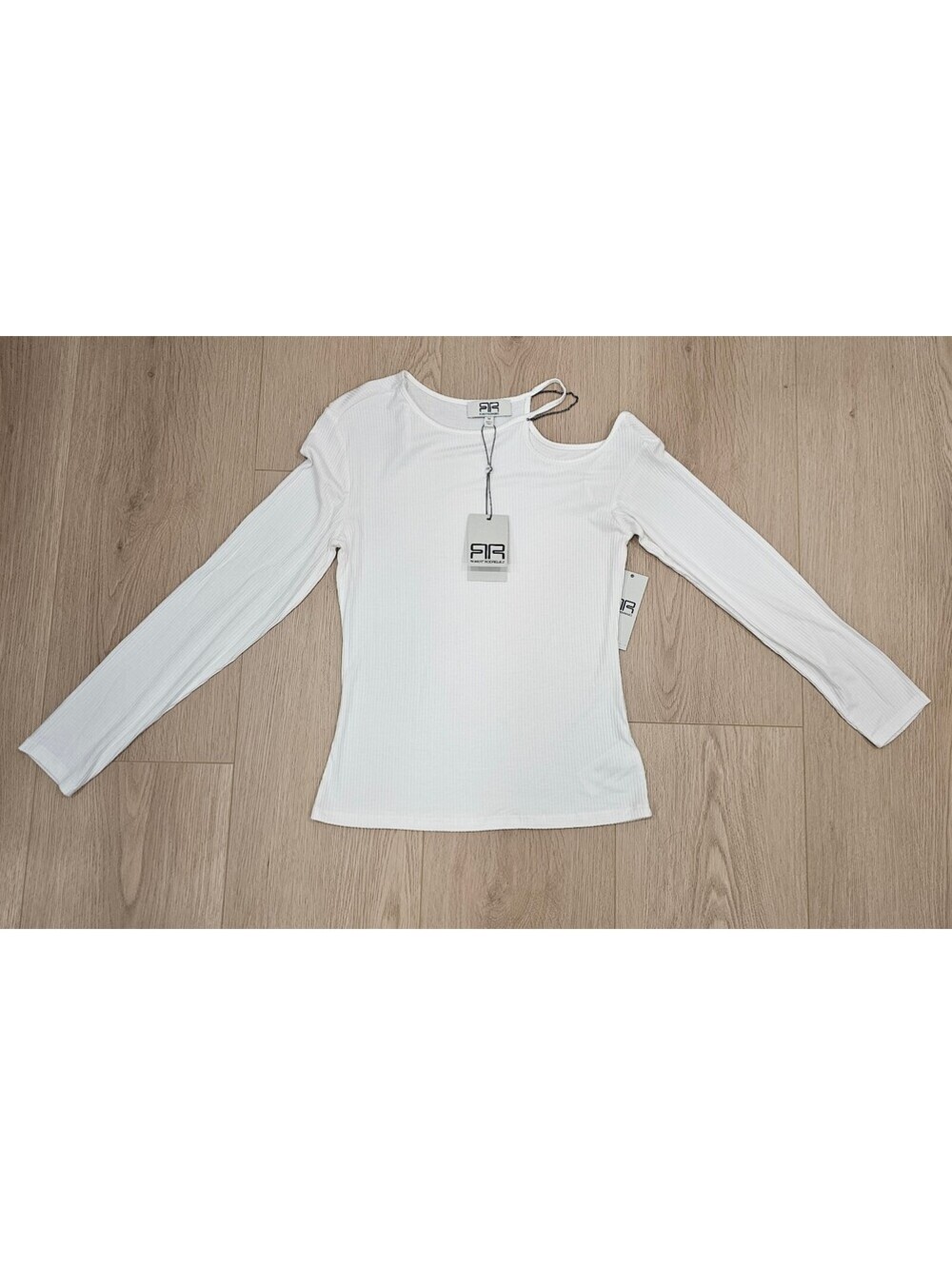 Robert Rodriguez Charlie Cold Shoulder Ribbed Top White Size M NWT